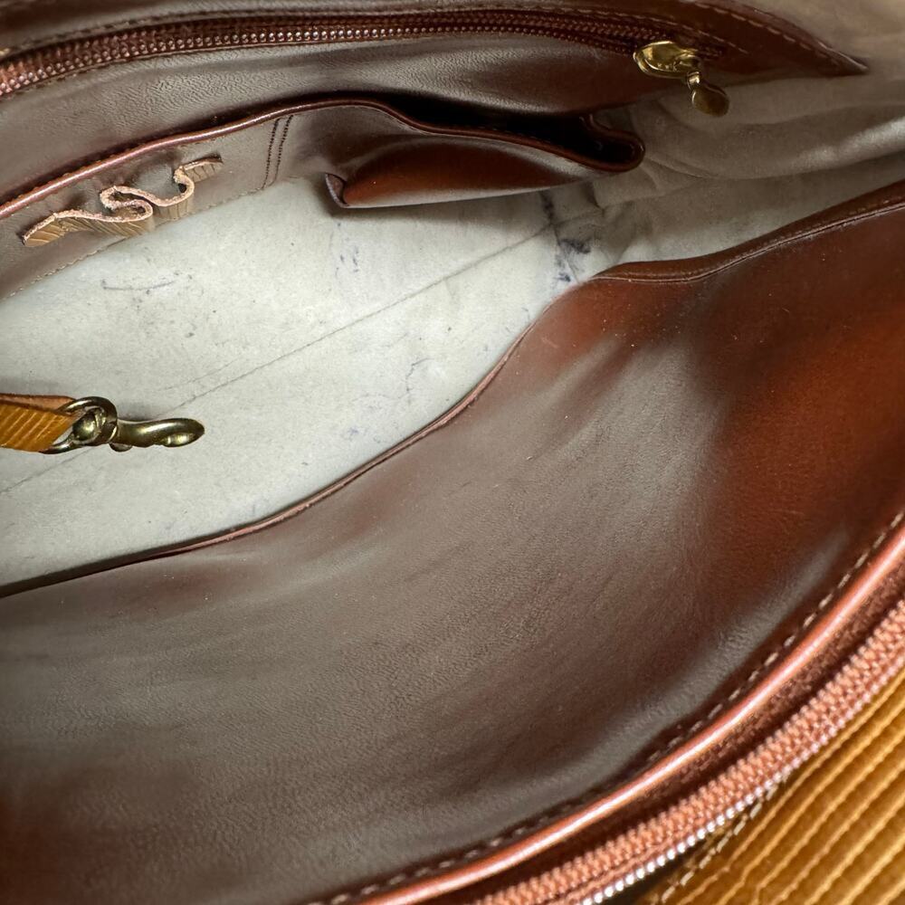 Brahmin Woven Tan and Brown Shoulder Bag - Picture 15 of 15